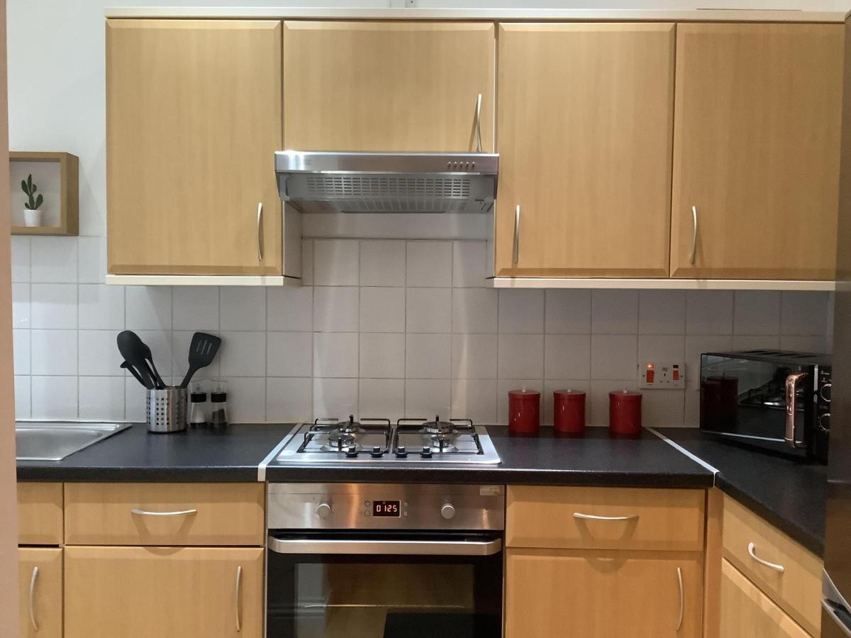 Ground Floor Apartment With Garden Glasgow Eksteriør bilde