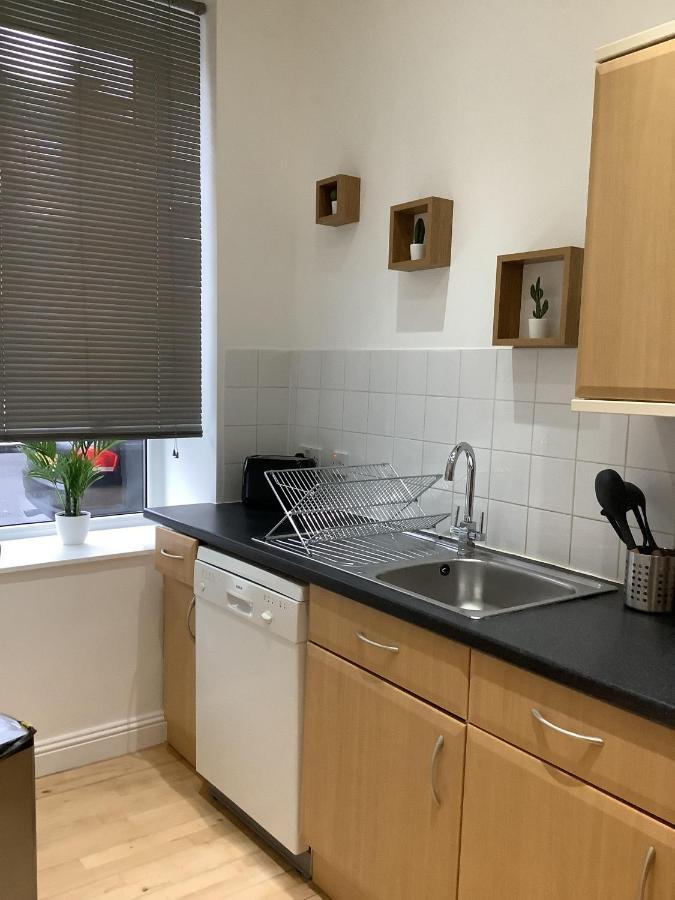 Ground Floor Apartment With Garden Glasgow Eksteriør bilde