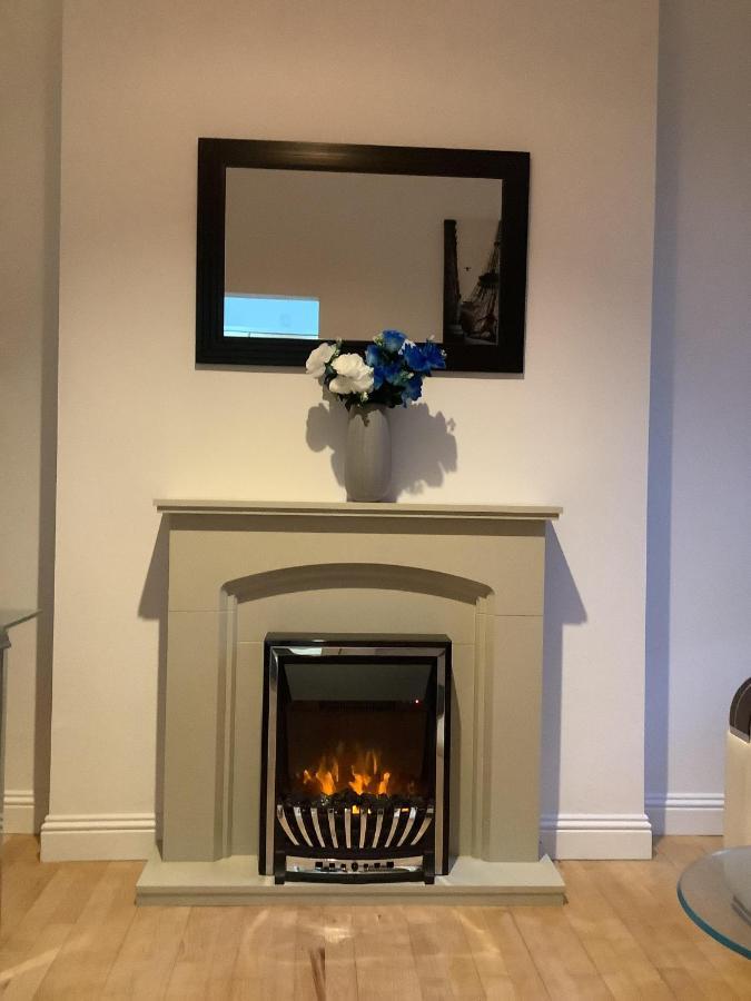 Ground Floor Apartment With Garden Glasgow Eksteriør bilde