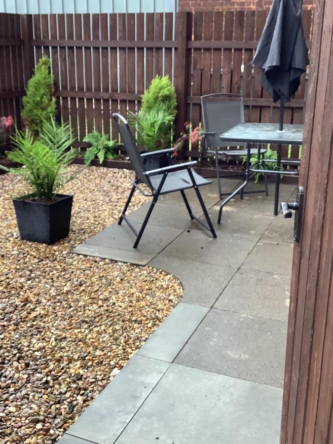 Ground Floor Apartment With Garden Glasgow Eksteriør bilde