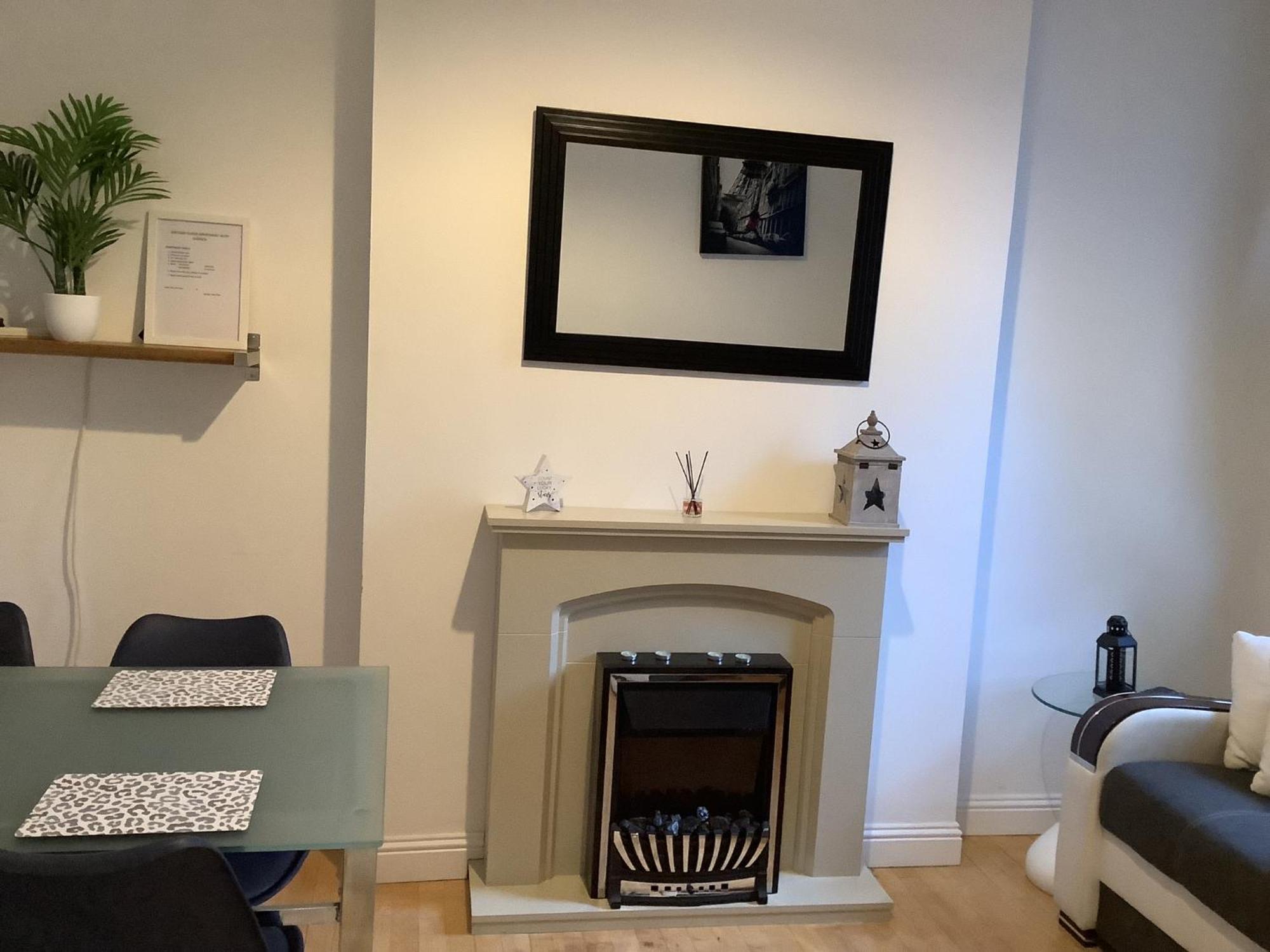 Ground Floor Apartment With Garden Glasgow Eksteriør bilde