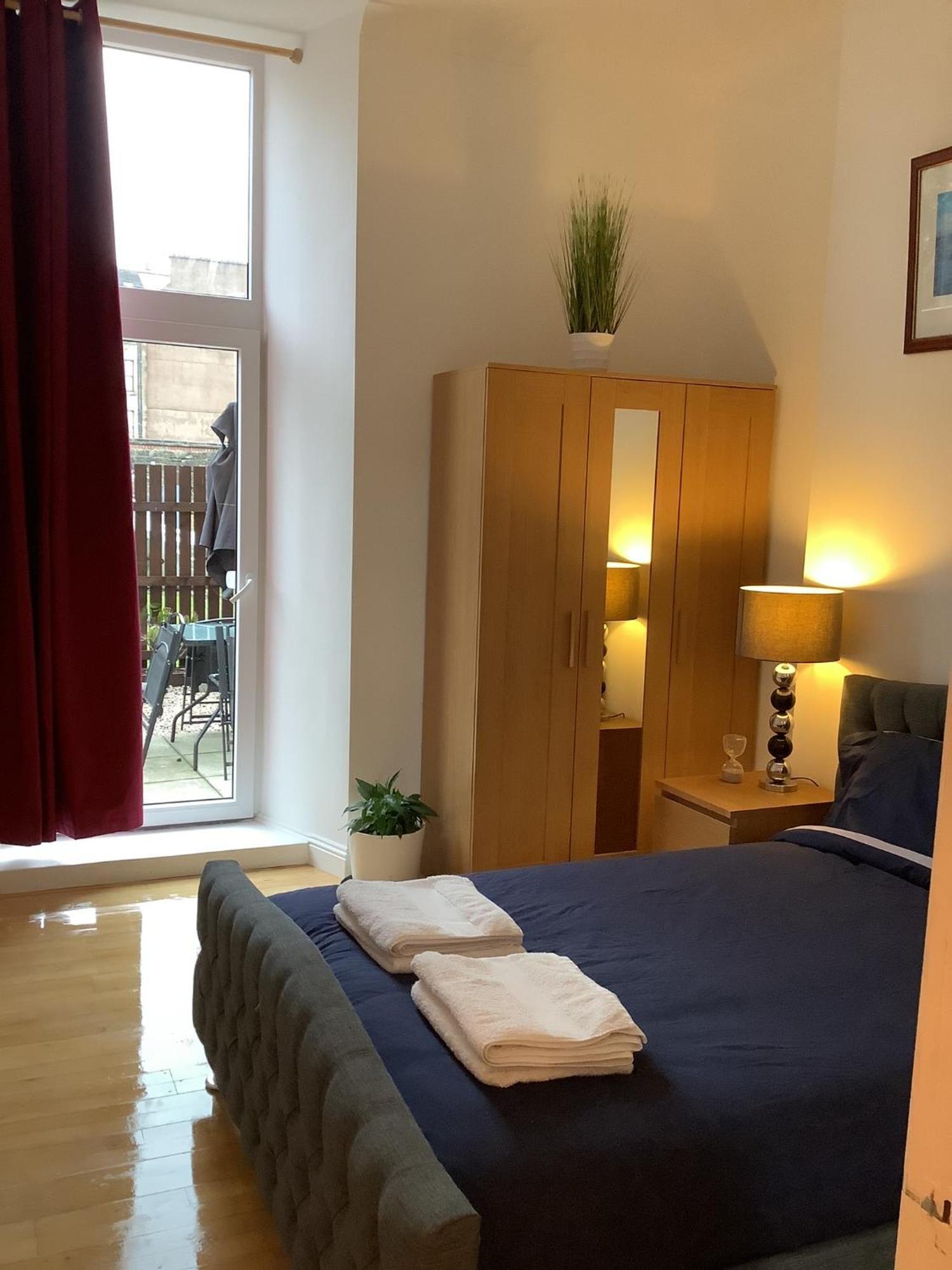Ground Floor Apartment With Garden Glasgow Eksteriør bilde